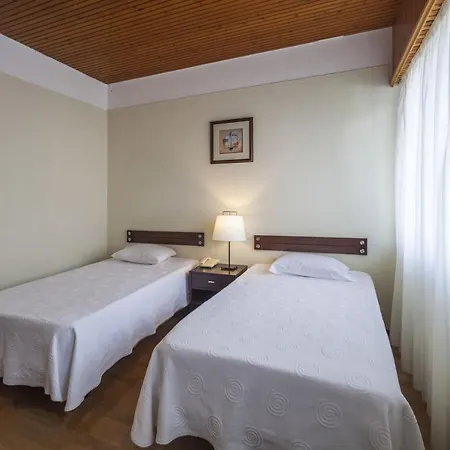 Sete Cidades 2* Ponta Delgada (Sao Miguel)