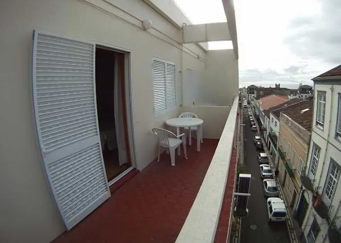 Sete Cidades 2* Ponta Delgada